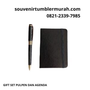 Souvenir Widusa Unik dari Souvenir Tumbler Murah adalah Gift Set Box yang berisi Pulpen Metal dengan Agenda atau Notes Yang Kecil