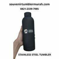 contoh Tumbler Custom Jakarta di laser grafir dengan nama dan logo perusahaan