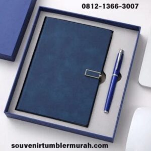 Corporate Gift Jakarta, Corporate Gift Set, Custom Box Hampers Jakarta, Custom Gift Box, Jual Gift Box terdekat, Harga Gift Box, Custom Hampers Box, Souvenir Corporate, Gift Box UNIQLO, corporate gifts, Corporate Gift Jakarta, Corporate Gift Set Jakarta, Corporate Gift, Corporate Gift ideas, Corporate Gift box, Premium Corporate Gift Jakarta