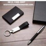 Souvenir Corporate, Souvenir kantor Kekinian, Souvenir kantor premium, Corporate Gift Jakarta, Corporate Gift Set, Souvenir perusahaan Eksklusif, Souvenir kantor Murah, Souvenir kantor, Box and Tale, Souvenir Custom, Souvenir Set, Total gift Indonesia, Website Souvenir, logo perusahaan