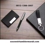 Souvenir Corporate, Souvenir kantor Kekinian, Souvenir kantor premium, Corporate Gift Jakarta, Corporate Gift Set, Souvenir perusahaan Eksklusif, Souvenir kantor Murah, Souvenir kantor, Box and Tale, Souvenir Custom, Souvenir Set, Total gift Indonesia, Website Souvenir, logo perusahaan